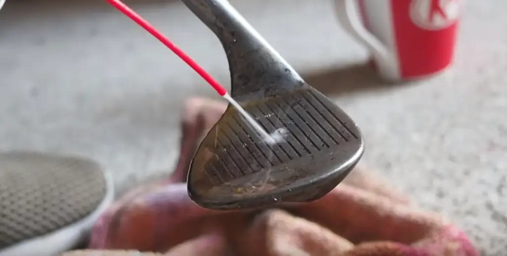 How To Clean Golf Clubs Guide