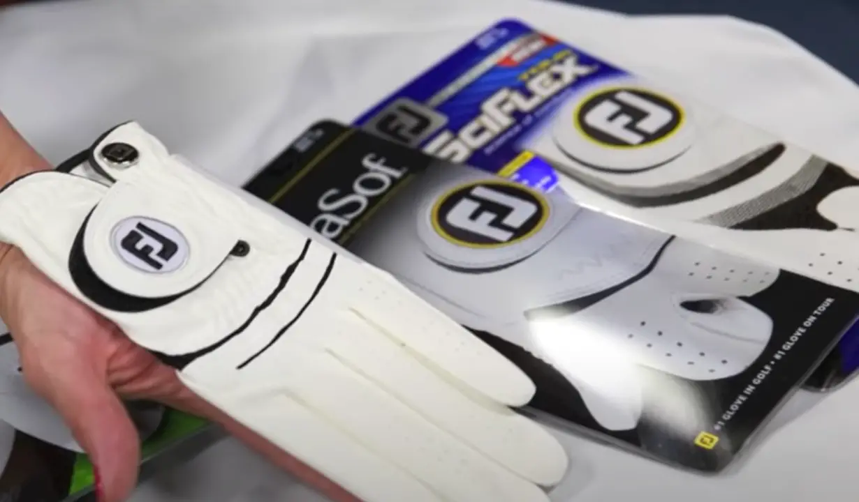 Regular vs. Cadet Golf Glove What’s the Difference? GolfProfy